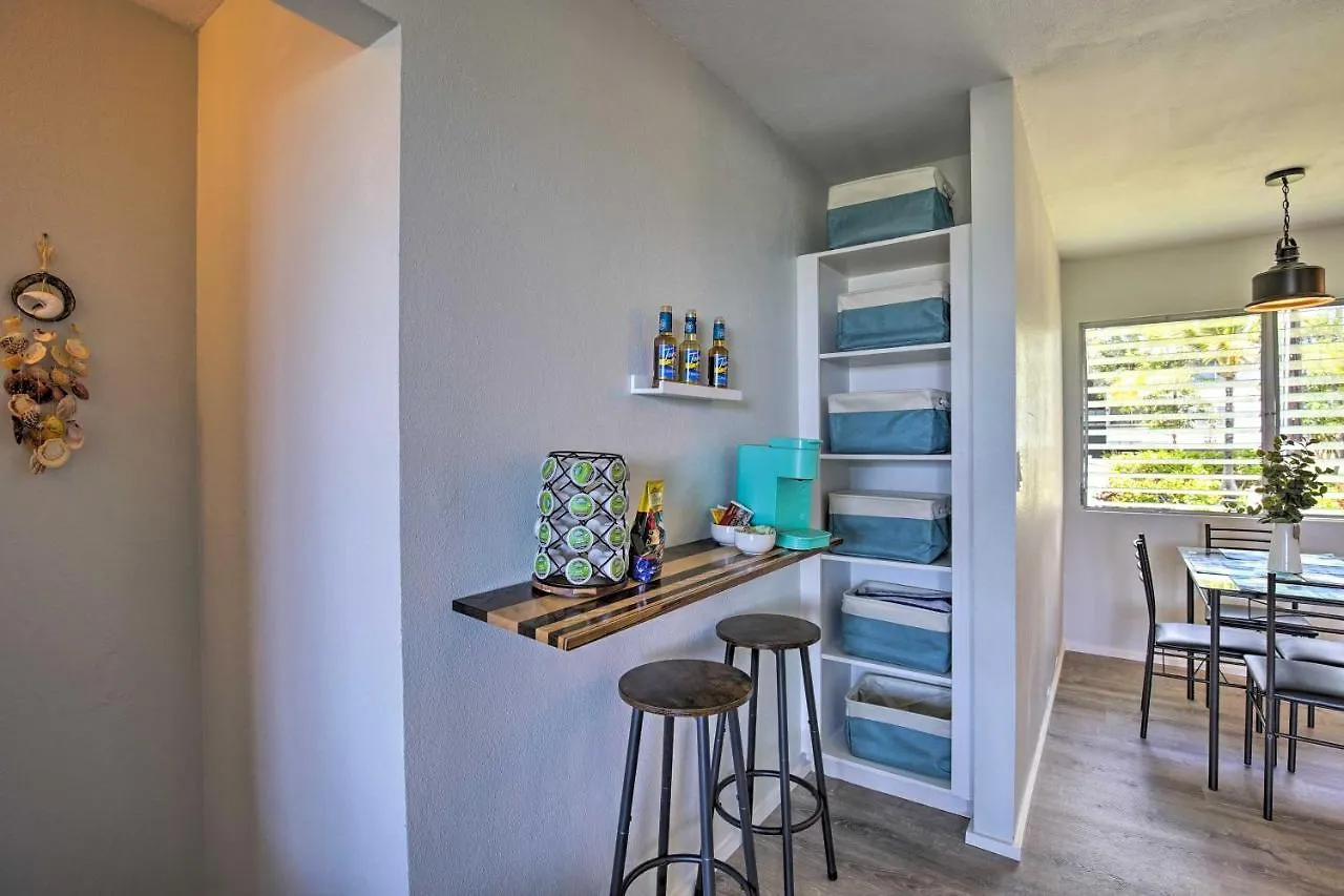 Apartment Kona Kai Haven With Pool Access, Walk To Beach! Kailua-Kona
